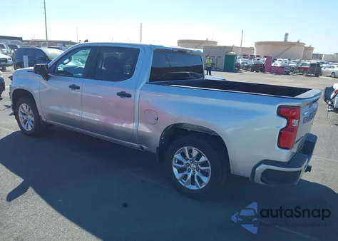 2021 Chevrolet Silverado 1500 2Wd Short Bed Custom z USA, uszkodzony, nr VIN 3GCPWBEK8MG241888